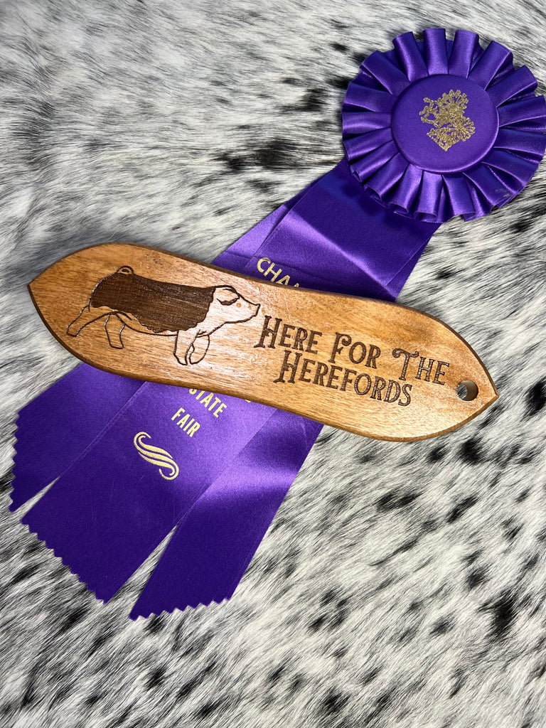 Hereford Show Pig Carved Brush