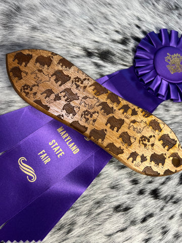 The Grand Drive Show Pig Carved Brush