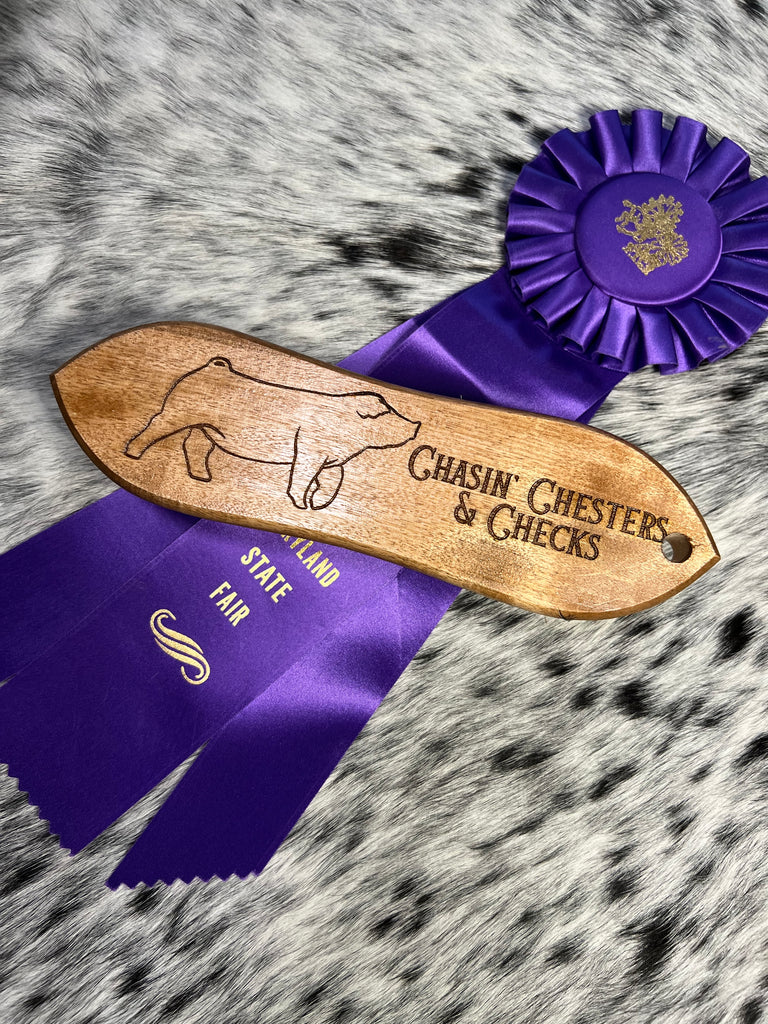 Chester White Show Pig Carved Brush
