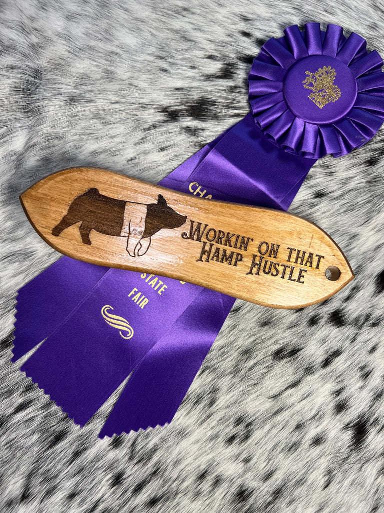 Hampshire Show Pig Carved Brush